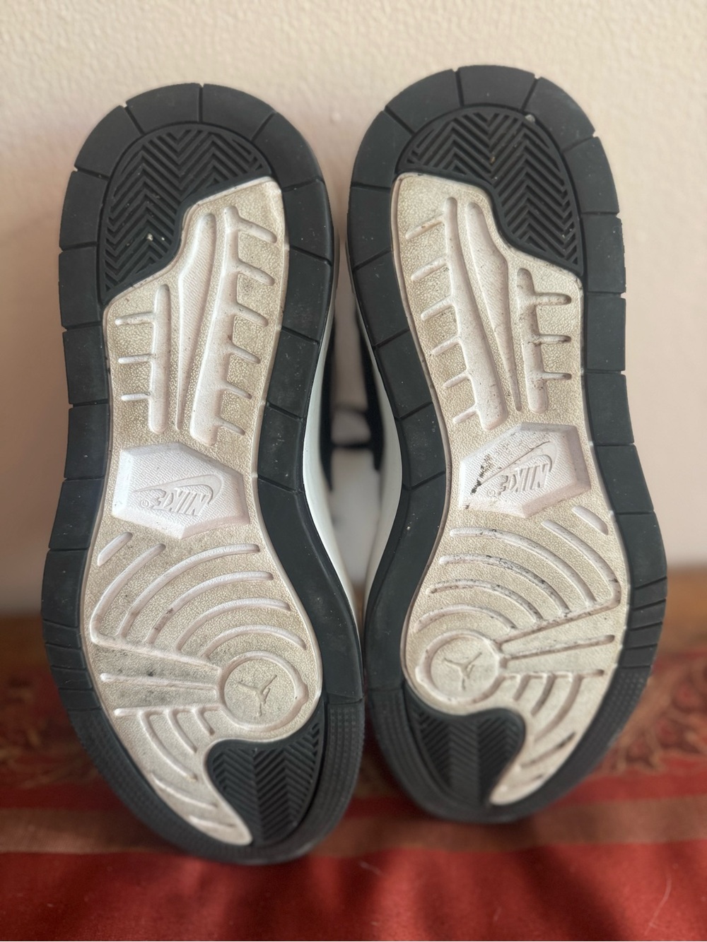 Nike Air Platform Classic Low-Top Black & White Women’s Sneakers - Picture 5 of 5